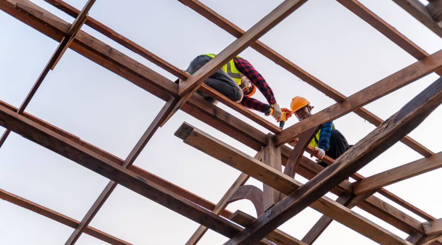 Expert Emergency Roof Repairs services in Algoma, WI